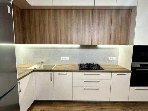будинок за адресою 10-та Лінія вул.
