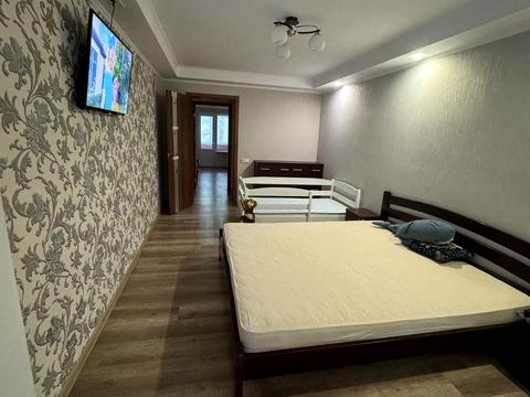 квартира за адресою Авраменка вул., 333