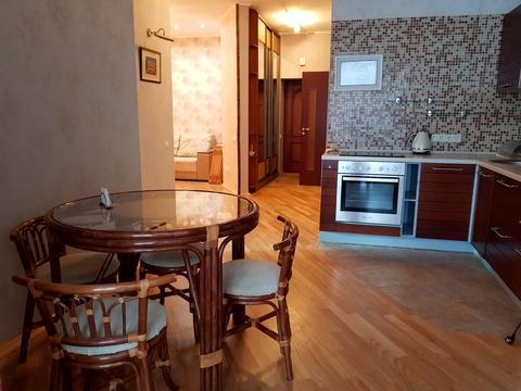 квартира за адресою Володимира Івасюка просп. (Героїв Сталінграду), 6Б