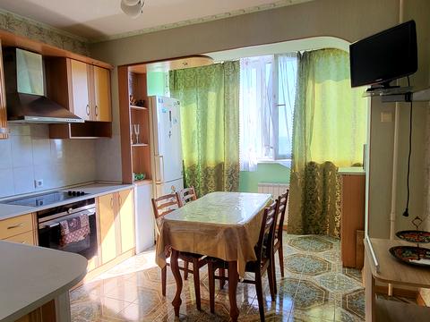 квартира за адресою Миколи Закревського вул., 3