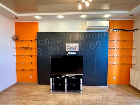 квартира за адресою Дмитра Чижевського вул. (Петра Чаадаєва), 2