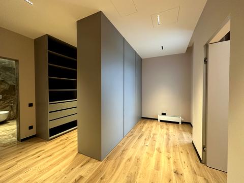 квартира за адресою Раїси Окіпної вул., 18