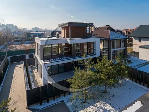 будинок за адресою Сергія Колоса вул. (Леніна), 8