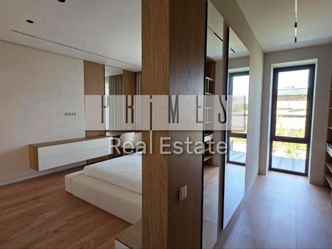 будинок за адресою Анни Ярославни вул.