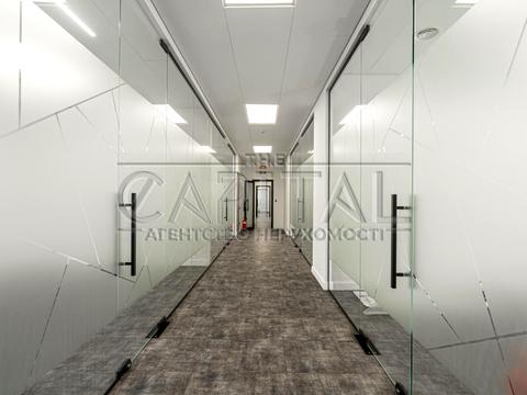 комерційна за адресою Михайла Максимовича вул. (Онуфрія Трутенка), 8