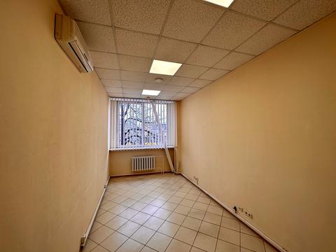 комерційна за адресою Ґарета Джонса вул. (Сім'ї Хохлових), 15