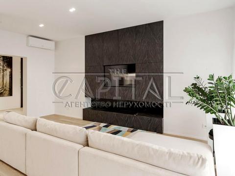 квартира за адресою Буслівська вул., 12