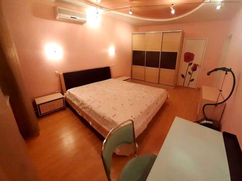 квартира за адресою Миколи Бажана просп., 12