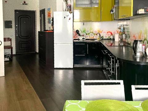 квартира за адресою Академіка Глушкова просп., 9-В