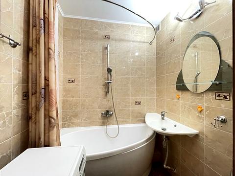 квартира за адресою Червоної Калини просп. (Володимира Маяковського), 4-Б