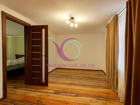будинок за адресою Центральна, 1 буд