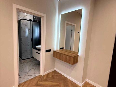 квартира по адресу Краснова ул., 1-В