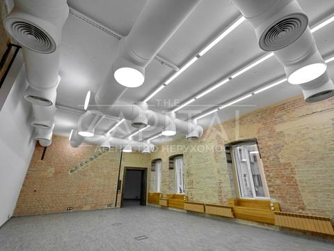 комерційна за адресою Велика Васильківська вул. (Червоноармійська), 26-Б