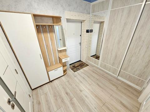 квартира по адресу Ревуцкого ул., 40-В