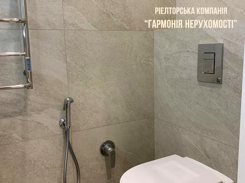 квартира за адресою Салютна вул., 2к17