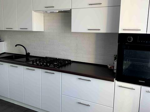квартира за адресою Космодромна вул., 6