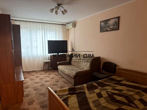 квартира за адресою Митрополита Василя Липківського вул. (Урицького), 32