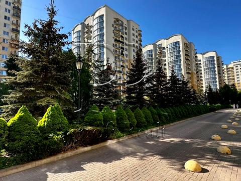 квартира по адресу Валерия Лобановского ул., 30Б
