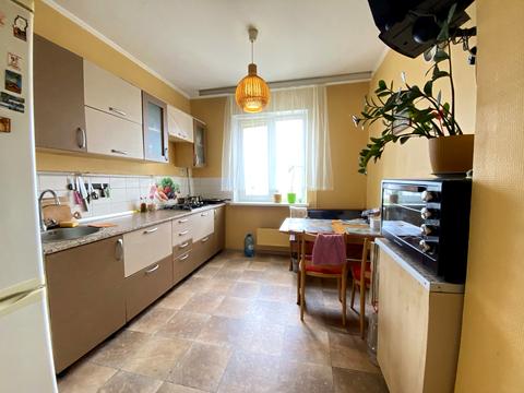 кімната за адресою Тростянецька вул., 3