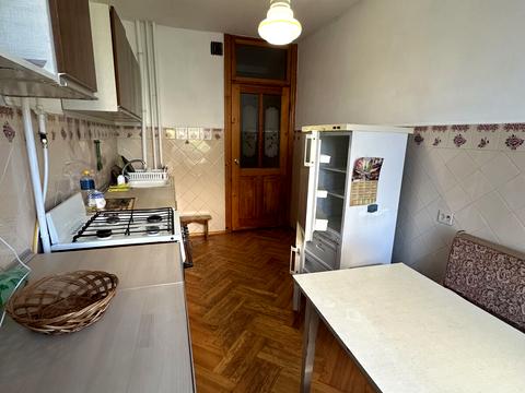квартира за адресою Івана Кавалерідзе вул. (), 4