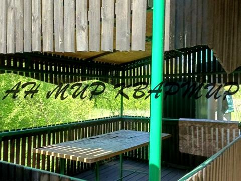 будинок за адресою Жовтнева, 1