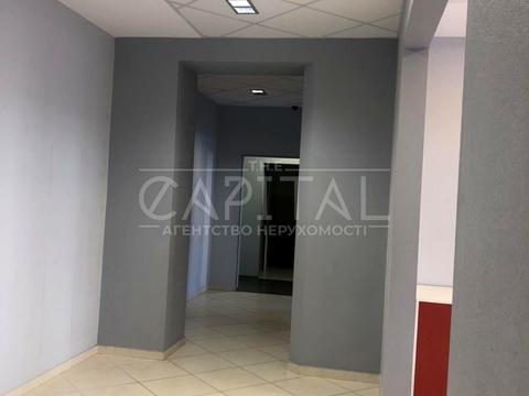 комерційна за адресою Володимира Івасюка просп. (Героїв Сталінграду), 4