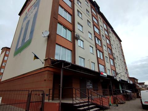 комерційна за адресою вул. Дворецька, 46