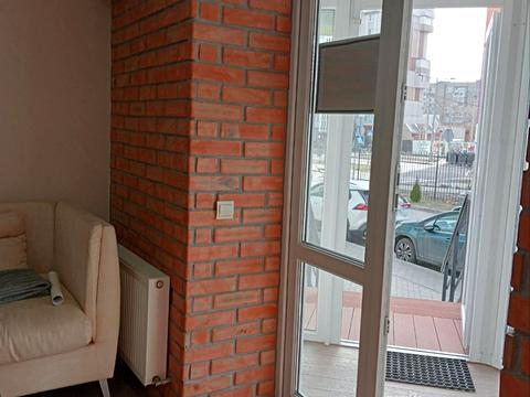 коммерческая по адресу Сержанта Жужомы ул., 3