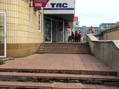 коммерческая по адресу Червоной Калины просп. (Владимира Маяковского), 26