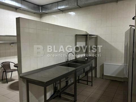 комерційна за адресою Лісківська вул., 33