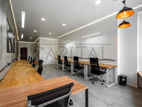коммерческая по адресу Кловский спуск, 7a