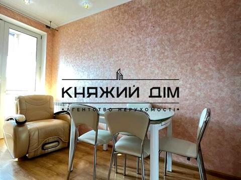 квартира за адресою Срібнокільська вул., 1