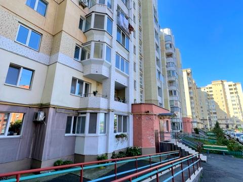 квартира по адресу Віктора Йови ул., 3