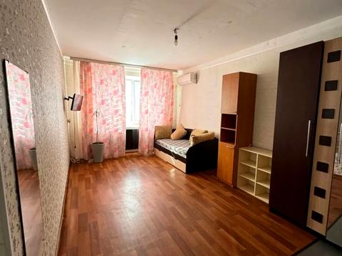 квартира за адресою Зінаїди Білої, 3