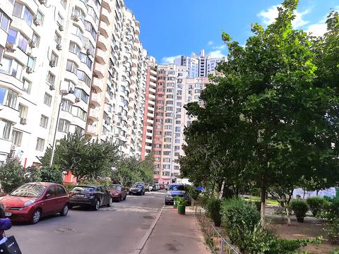 квартира за адресою Княжий Затон вул., 2