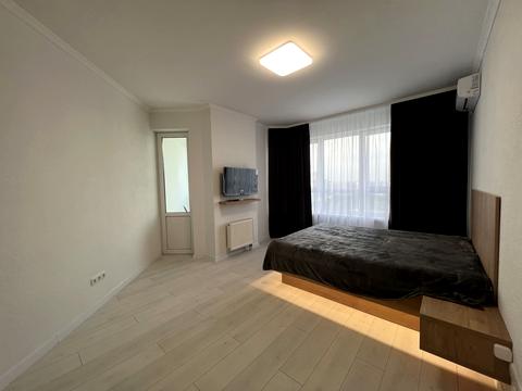 квартира по адресу Александра Мишуги ул., 2