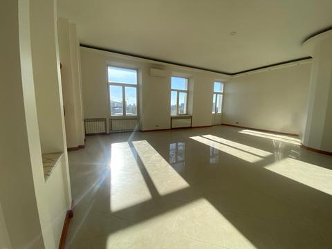 квартира за адресою Богдана Хмельницького вул., 32