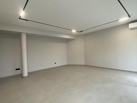 коммерческая по адресу Вʼячеслава Чорновола ул., 3