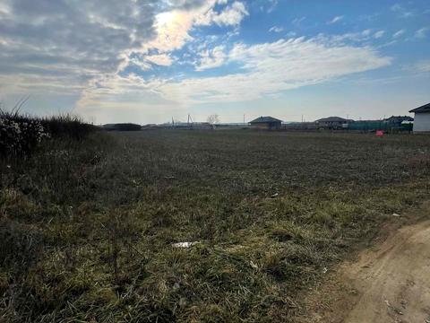 ділянка за адресою с. Сторожниця, 