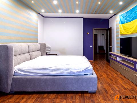 квартира по адресу Николая Ушакова ул., 1-Б