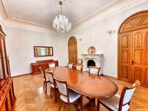 квартира за адресою Інститутська вул., 13/4