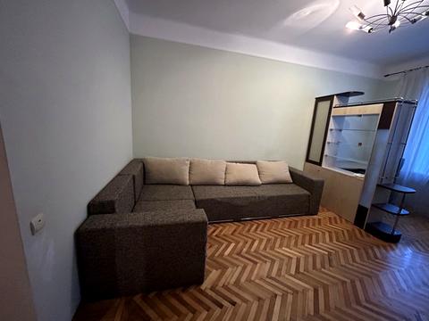 квартира за адресою Небесної сотні, 12