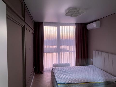 квартира за адресою Дніпровська набережна вул., 17-К