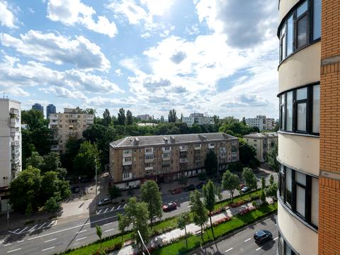 квартира по адресу Леси Украинки бульв., 7-Б