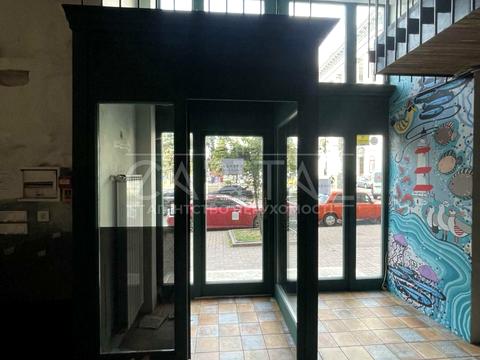 комерційна за адресою Архітектора Городецького вул., 4