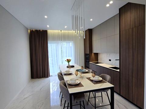 будинок за адресою Квітнева вул.