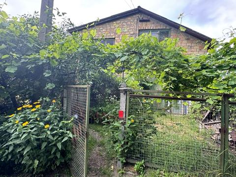 будинок за адресою 15 -Польова