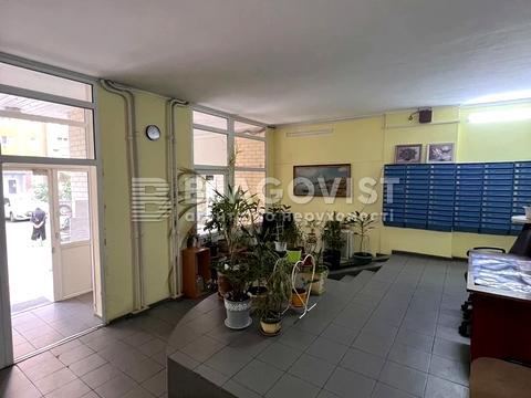 квартира за адресою Анни Ахматової вул., 45
