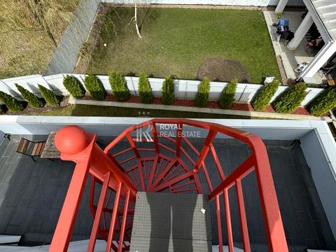 будинок за адресою 162-га Садова вул.