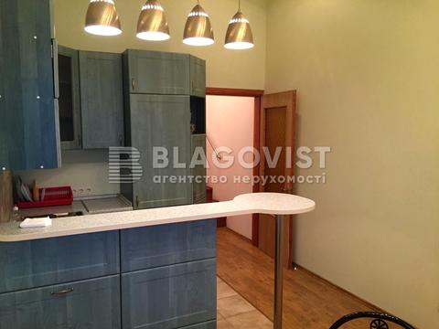 квартира за адресою Саперно-Слобідська вул., 8